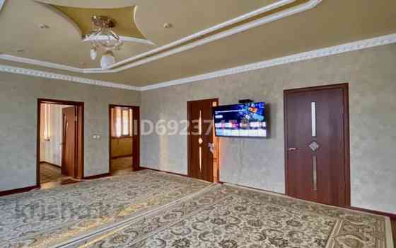 6-комнатный дом, 270 м², 8 сот., Байдибек баба 428 Taraz