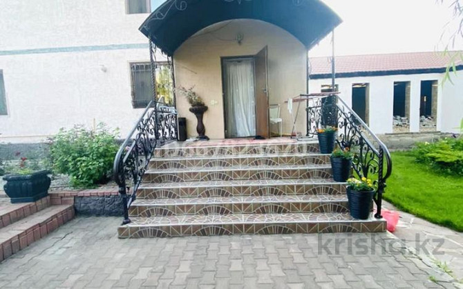 6-комнатный дом, 310.8 м², 10 сот., Нуржумаулы 87  - photo 3