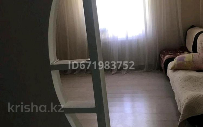 3-комнатный дом, 80 м², 10 сот., Болашак 26/1  - изображение 1