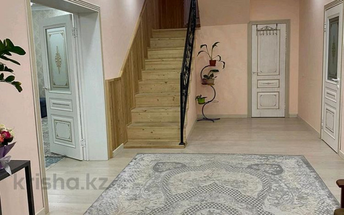 6-комнатный дом, 245 м², 6 сот., улица Байдыбек Баба 34А - Жаиык  - изображение 2