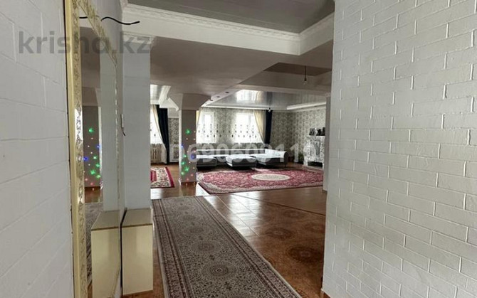 5-комнатный дом, 240 м², 6 сот., Аль-Фараби 36  - изображение 2