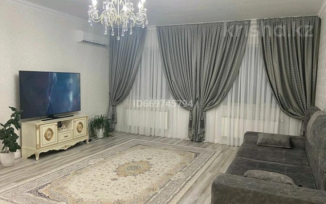 9-комнатный дом, 450 м², 7 сот., Приморский мкр Актау - изображение 1