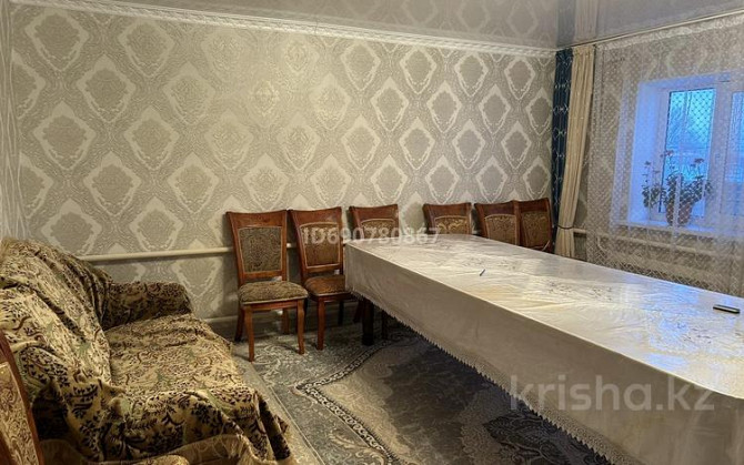 5-комнатный дом, 120 м², 10 сот., Тәуелсіздік 4 - Футбол полесіне қарама-қарсы  - изображение 2