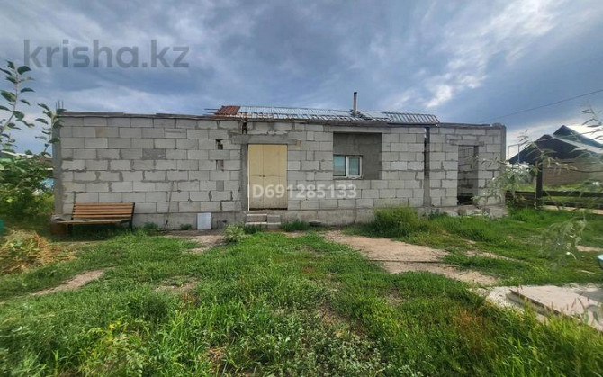 4-комнатный дом, 160 м², 10 сот., Бейбітшілік 3 - После улицы Тауелсыздык  - изображение 2