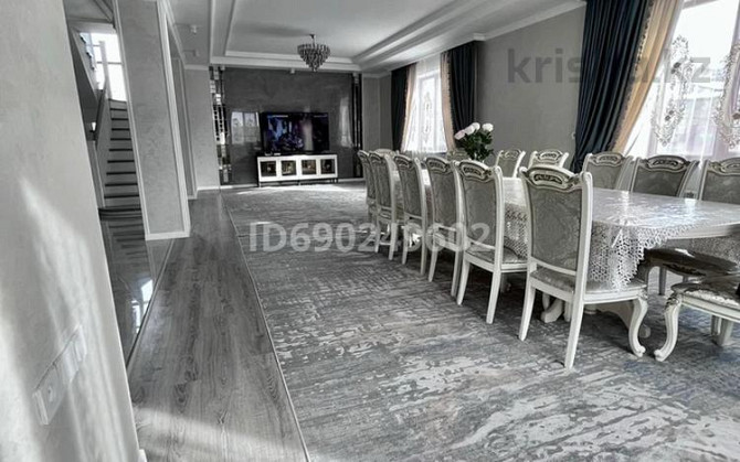 7-комнатный дом, 312 м², 10 сот., Коктем 115 - Улица Наурыз  - photo 8