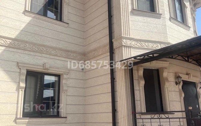 8-комнатный дом, 230 м², 8 сот., Мкр.Жайнак, Аксай 9 - Байзакова  - изображение 1