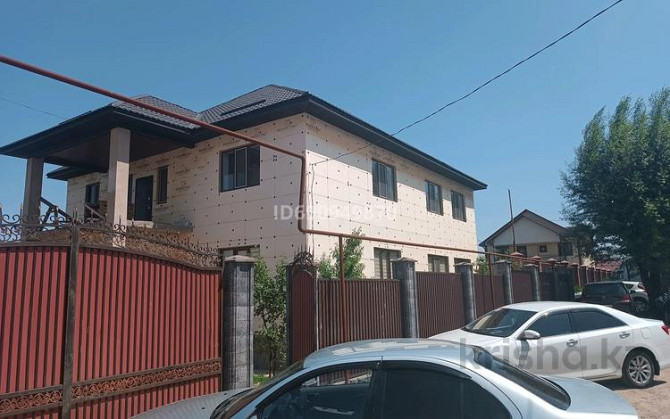 7-комнатный дом, 330 м², 9 сот., Хамраева - Хамраева  - photo 1