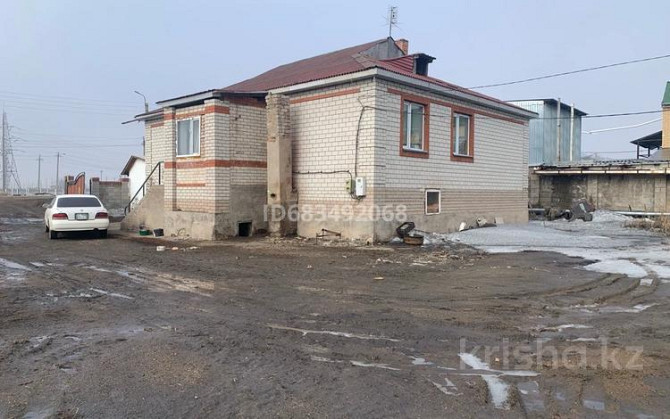 4-комнатный дом, 167 м², 10 сот., Исенова 87А  - изображение 2