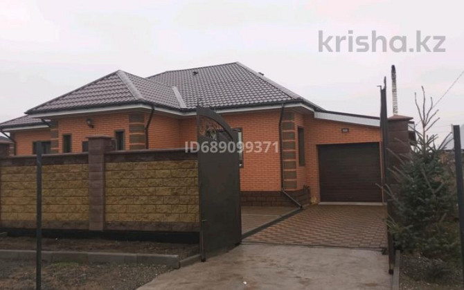 5-комнатный дом, 200 м², 10 сот., 3 улица 155/1  - photo 1