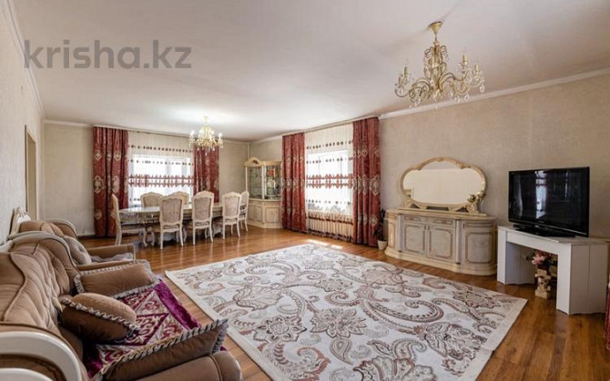 6-комнатный дом, 240 м², 10 сот., Калдаякова 17  - изображение 2