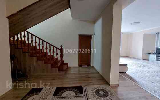 7-комнатный дом, 360 м², 10 сот., Айманова 17 