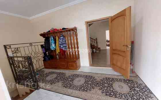 7-комнатный дом, 360 м², 10 сот., Айманова 17 