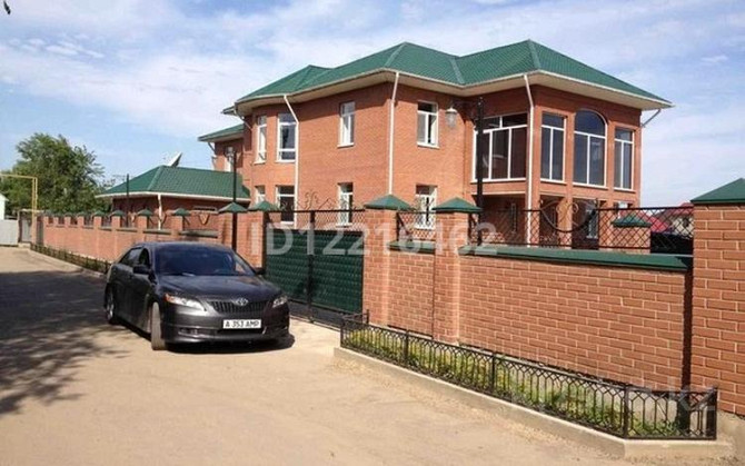 8-комнатный дом, 600 м², 15 сот., Наурызбай 110  - изображение 1