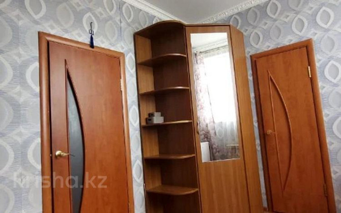 8-комнатный дом, 180 м², 10 сот., Абая 24 Aqtobe - photo 1