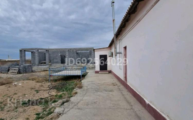 3-комнатный дом, 200 м², 10 сот., Укаш ата 12 - 19мектеп,бөбек садик жакта. жуковский Turkestan - photo 2