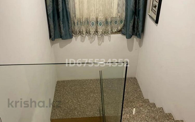 5-комнатный дом, 300 м², 8 сот., Касымхана 5 - Валиханова  - изображение 4