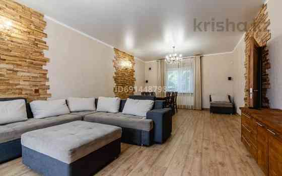 4-комнатный дом, 154 м², 21 сот., Мкр. Айсулу-2, ул. Ораза Жандосова 17 