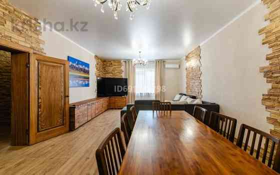 4-комнатный дом, 154 м², 21 сот., Мкр. Айсулу-2, ул. Ораза Жандосова 17 