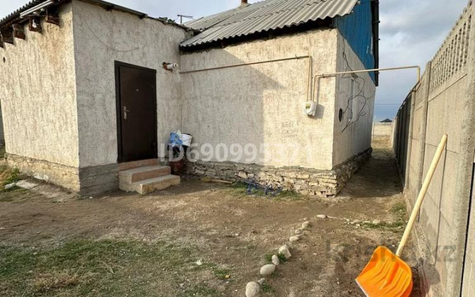 2-комнатный дом, 75 м², 8 сот., Дальная Карасу 503 Тараз - изображение 3