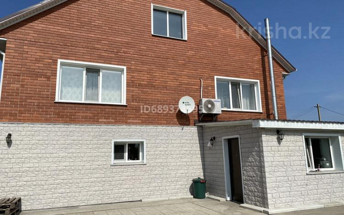 5-комнатный дом, 250 м², 5 сот., Ишимская 23 - Пушкина Petropavlovsk - photo 1