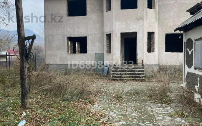 7-комнатный дом, 250 м², 9 сот., Маметова 55  - изображение 1