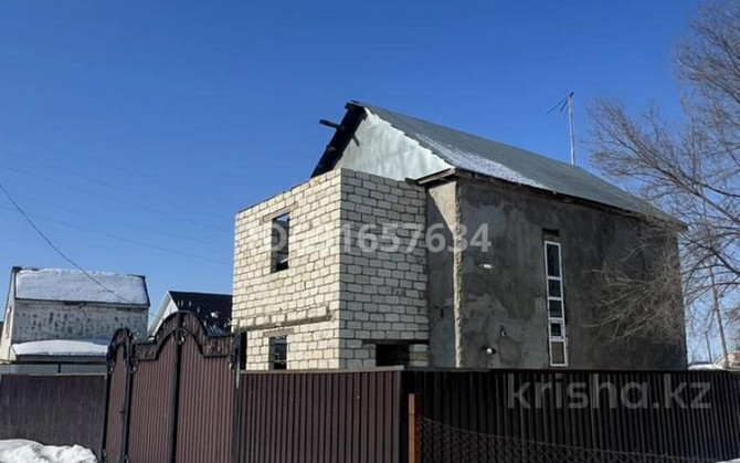 2-комнатный дом, 100 м², 10 сот., Буравик - Байшешек Актобе - изображение 1