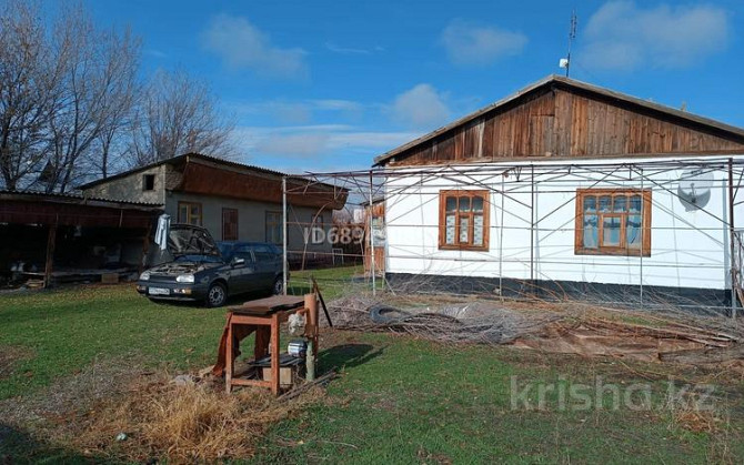 4-комнатный дом, 120 м², 28 сот., Сарыбай көшесі 38 - Возле башня  - photo 6
