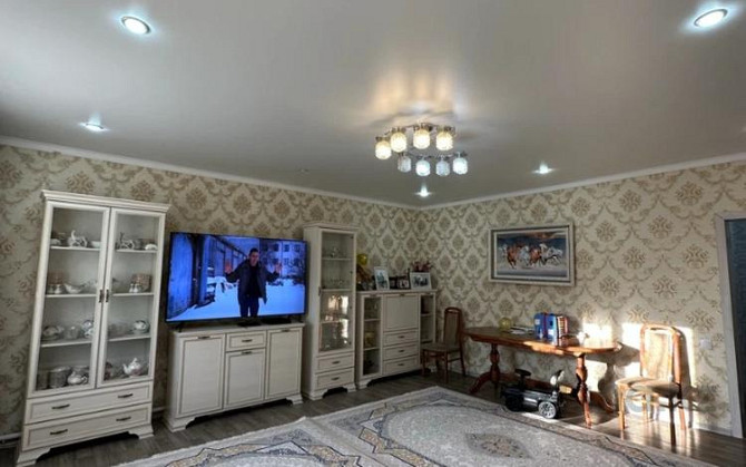 6-комнатный дом, 240 м², 10 сот., Степная 7 Павлодар - изображение 2