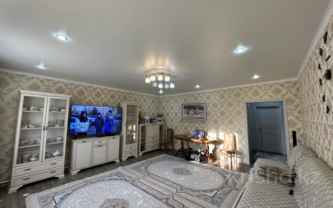 6-комнатный дом, 240 м², 10 сот., Степная 7 Павлодар - изображение 1