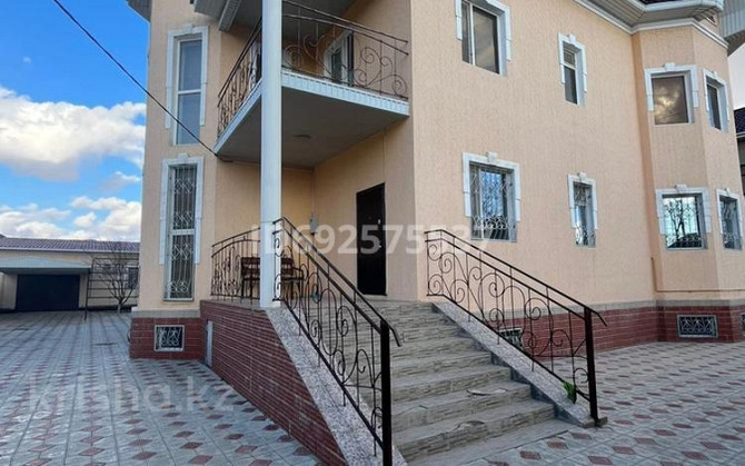 8-комнатный дом, 540 м², 18 сот., Мунайлы 9-7 - Акимат артындағы көше Жанаозен - изображение 1