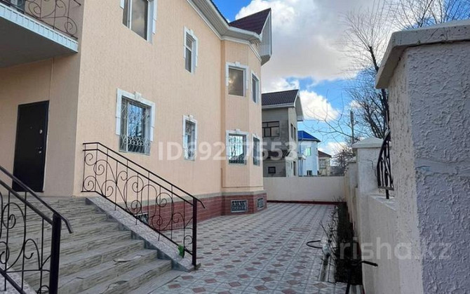 8-комнатный дом, 540 м², 18 сот., Мунайлы 9-7 - Акимат артындағы көше Жанаозен - изображение 2
