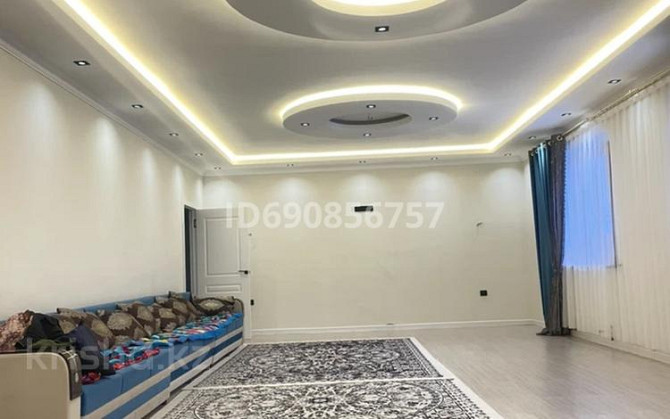 8-комнатный дом, 226 м², 8 сот., п. Шиен, Шапагат 47 - Пересечение улицы Шапагат и Отау  - photo 1