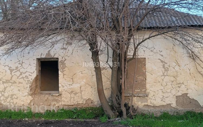 5-комнатный дом, 25.6 м², 1270.8 сот., Ул. М. Мамедова 88 - Автобаздың касында  - изображение 1