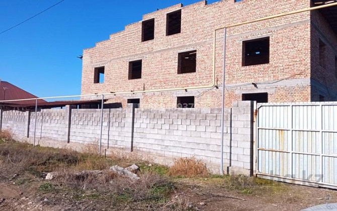 8-комнатный дом, 500 м², 15 сот., Поворот на бойню - Возле бойни  - изображение 1