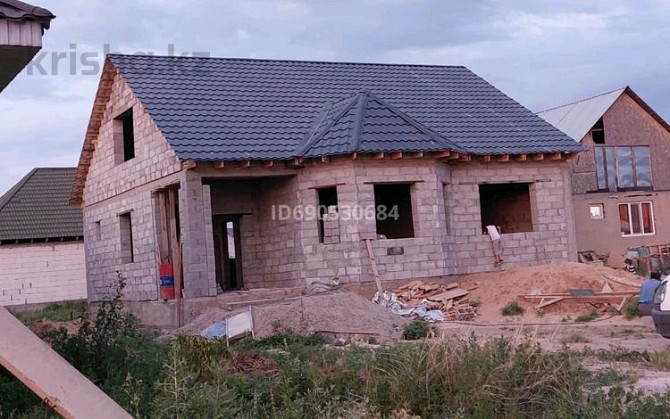 7-комнатный дом, 180 м², 8 сот., Болашак 11 - Пересечение ул Каратал. С ул Кенесары хана  - photo 1