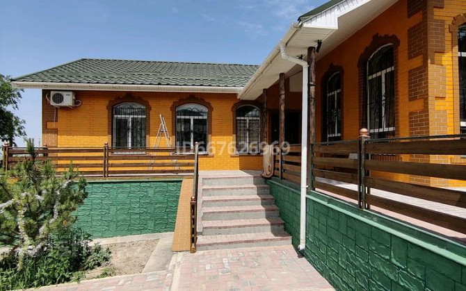 6-комнатный дом, 250 м², 10 сот., улица Белбулак 33  - изображение 1