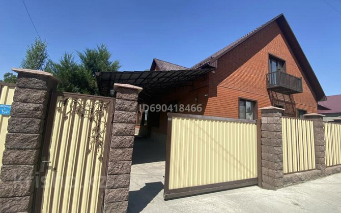 7-комнатный дом, 350 м², 26 сот., Казыбек Би 49 - Ориентир церковь,святой источник.  - photo 1