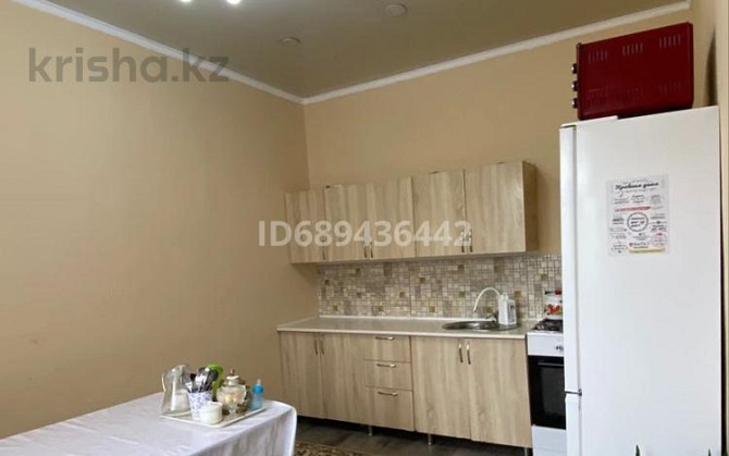5-комнатный дом, 200 м², 10000 сот., улица Сураншы батыр 101  - изображение 1