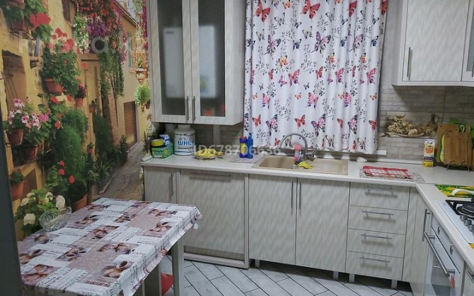 5-комнатный дом, 108 м², 6 сот., мкр Катын копр, Ул.Чехова Шымкент - изображение 2