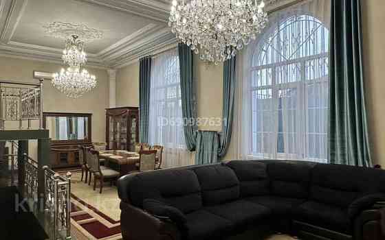 7-комнатный дом, 220 м², 4 сот., Соболева 7 Алматы