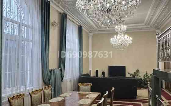 7-комнатный дом, 220 м², 4 сот., Соболева 7 Алматы