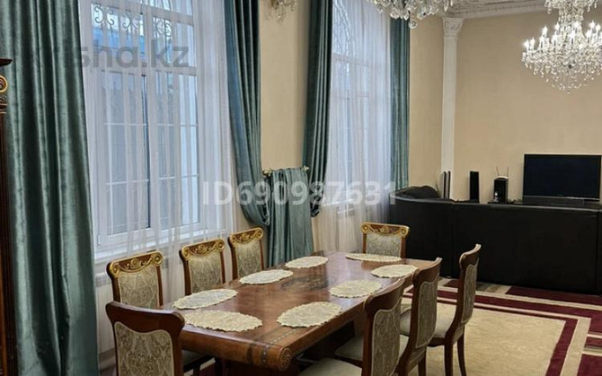 7-комнатный дом, 220 м², 4 сот., Соболева 7 Алматы - изображение 2