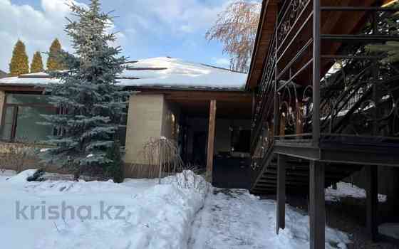 10-комнатный дом, 800 м², 26 сот., Кербулакский переулок - Банковская улица Almaty