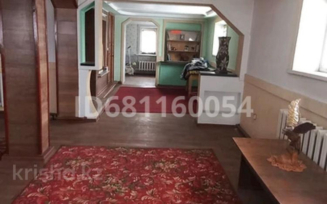 8-комнатный дом, 200 м², 6 сот., Песчаная 36 Semey - photo 6