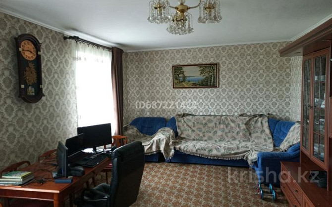 5-комнатный дом, 160 м², 22 сот., Тәуелсіздік 1а - Астана  - photo 8