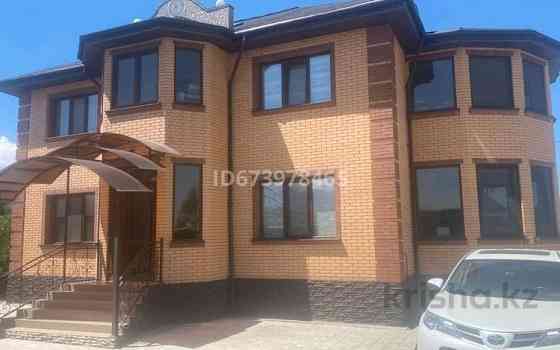 5-комнатный дом, 240 м², 14.5 сот., мкр Карагайлы 1253А - Тажиева Калмыкова Almaty