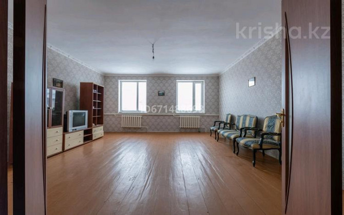 7-комнатный дом, 250 м², 15.5 сот., Гумилева  - photo 4