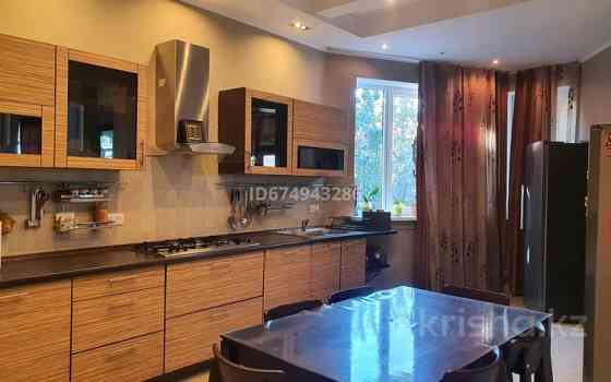 5-комнатный дом, 267 м², 10 сот., мкр Шугыла, Таргап 84 - Ул.Таргап Алматы