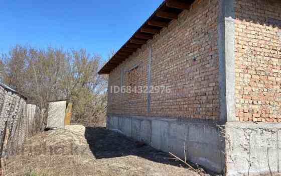 4-комнатный дом, 200 м², 6 сот., Ер-таргын 