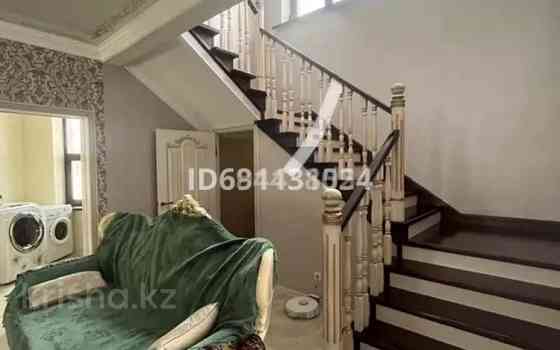 7-комнатный дом, 450 м², 18 сот., мкр Кайрат 121 Алматы